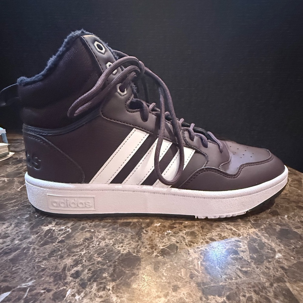 adidas. Womens Hoops 3.0 Mid Trainers Womens. Shadow Maroon. Size 11. - Picture 5 of 12